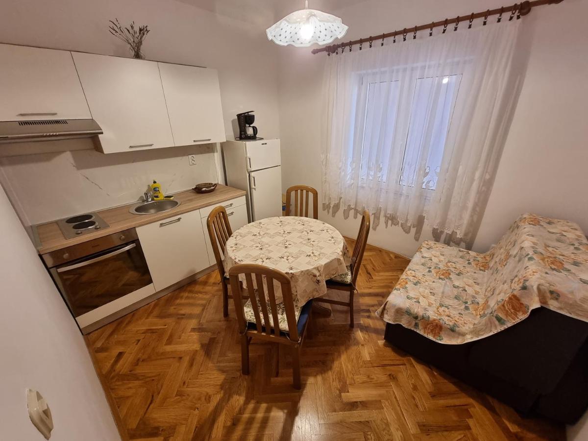 פובילה Apartments Tuzlak מראה חיצוני תמונה